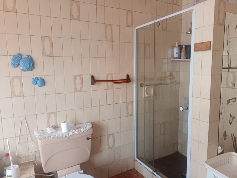 5 Bedroom Property for Sale in Royldene Northern Cape